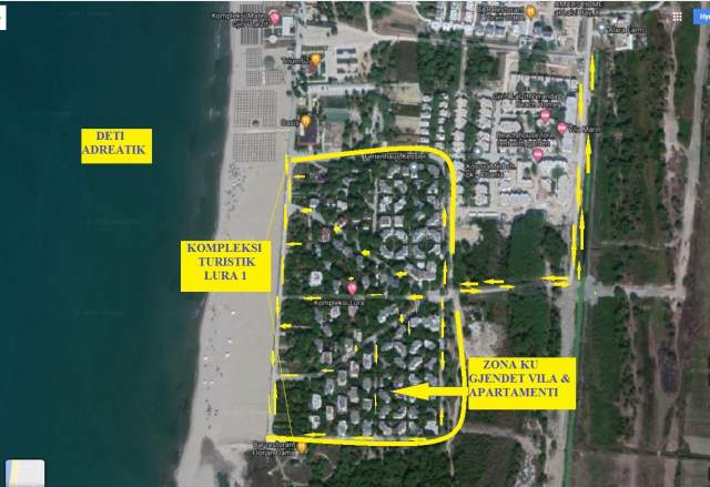 Durrës-Gjiri Lalëzit, Shitet Apartament në një Vilë 2-kate, mes pishave, 30m nga deti, 2+1me verand & oborr, kat1,sip. 90m², Cmimi 185'000€, në Kompleksin Turistik Lura 1, 46 km nga Tirana, si dhe 34km nga Durrësi dhe 174km nga pika kufitare në Kukës/Morinë dhe 264 km nga Prishtina .