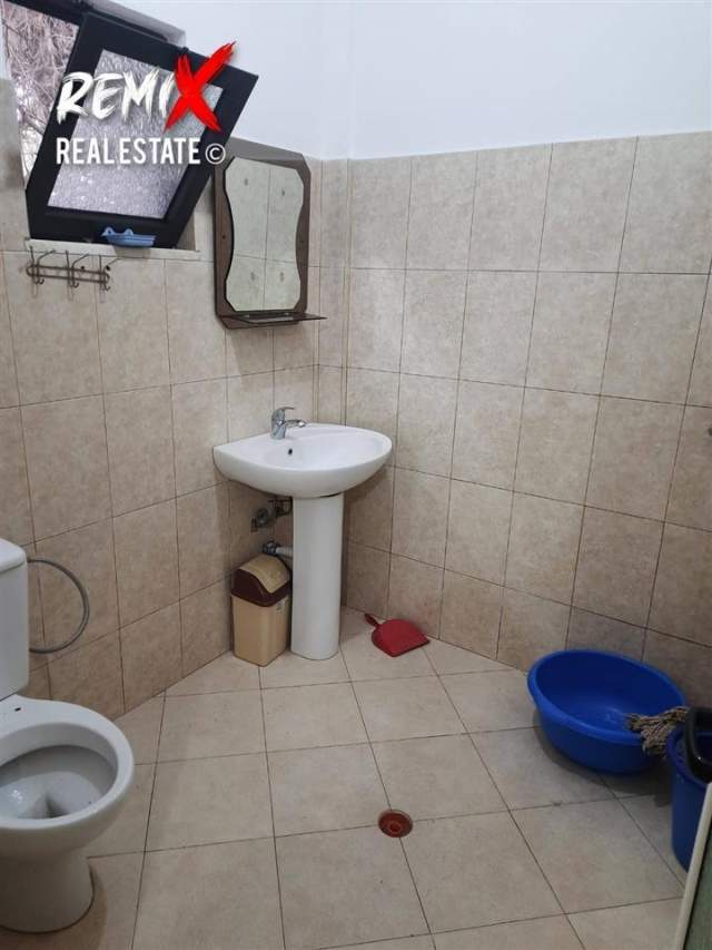 Mali Robit, shitet Vile Kati 3, 520 m² 480.000 Euro