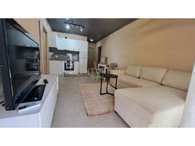 Tirane, jepet me qera apartament 2+1+BLK Kati 5, 81 m² 550 Euro (Rruga Mine Peza)
