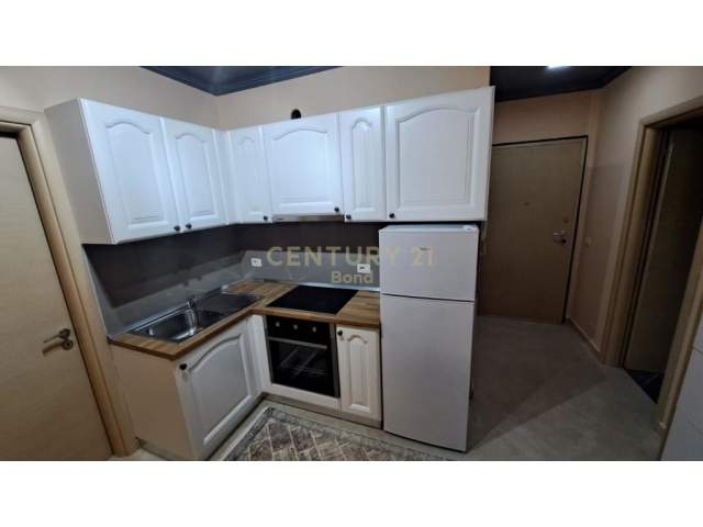 Tirane, jepet me qera apartament 2+1+BLK Kati 5, 81 m² 550 Euro (Rruga Mine Peza)