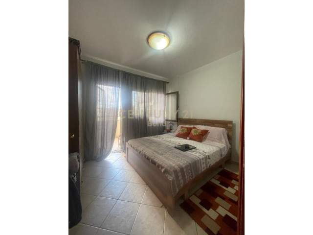 Tirane, jepet me qera apartament 1+1+BLK Kati 2, 70 m² 500 Euro (Myslym Shyri)