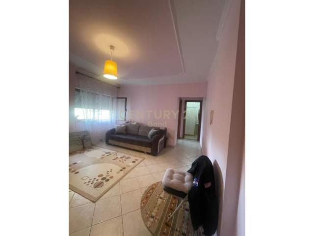 Tirane, jepet me qera apartament 1+1+BLK Kati 2, 70 m² 500 Euro (Myslym Shyri)