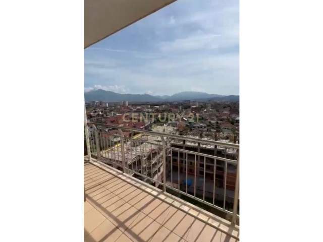 Shkoder, shitet apartament 1+1+BLK Kati 10, 75 m² 56.000 Euro (Dërgut)