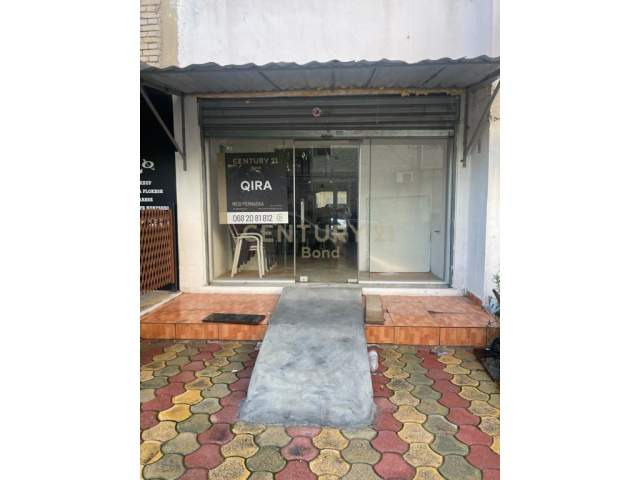 Tirane, jepet me qera ambjent biznesi Kati 0, 31 m² 300 Euro (Shkolla e Baletit)