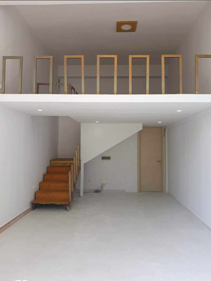 Tirane, jepet me qera dyqan duplex, 40 m² €150, zona Astir