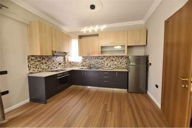Tirane, shitet apartament 1+1+BLK Kati 4, 81 m² 105.000 Euro (Rrapo Hekali)