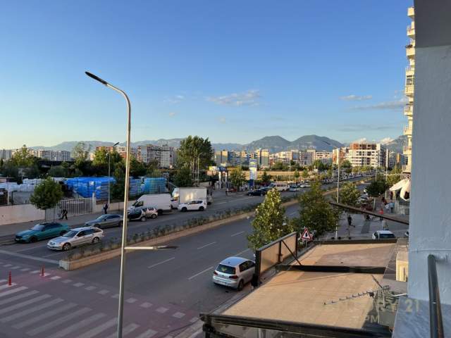 Tirane, shes apartament 2+1+BLK Kati 6, 127 m² 119.000 Euro (Bulevardi Migjeni)
