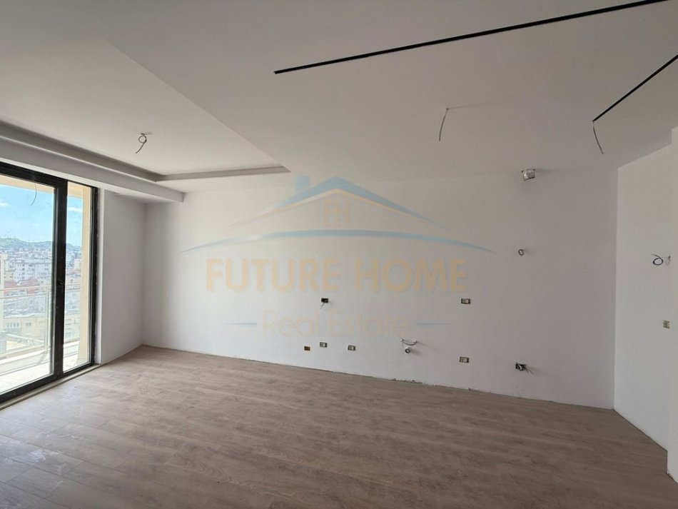 0683487469 Tirane, shitet apartament 3+1+Ballkon Kati 8, 139 m² 355.000 € (Rruga Mine Peza)