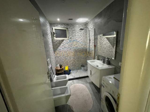 Tirane, ofert apartament Kati 8, 93 m² 112.000 Euro (RRUGA TOM PLEZHA)