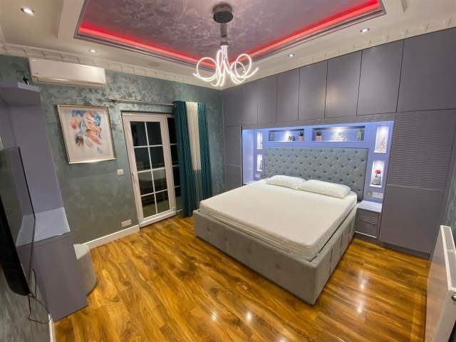 Tirane, jepet me qera 2+1+BLK Kati 4, 90 m² 400 Euro