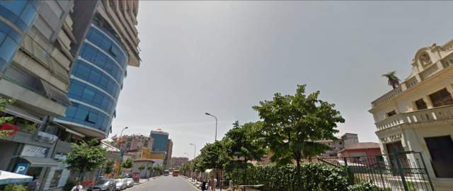 Tirane, jap me qera dyqan Kati 0, 57 m² 70.000 Leke (Rruga Dibres)