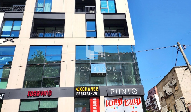Me Qira: Ambient Biznesi  (151m2)| Buze Rruge - 📍Myslym Shyri , me Fasade Xhami & Pamje nga Rr. Kryesore ( 2950€/muaj Neto ) | K.2  📌 PERSHTATET NE BAZE KLIENTIT**