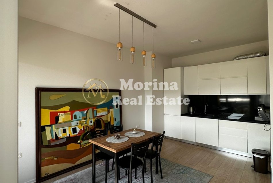 Tirane, jepet me qera apartament 2+1 Kati 4, 95 m² 1.500 € (Kosovarve)