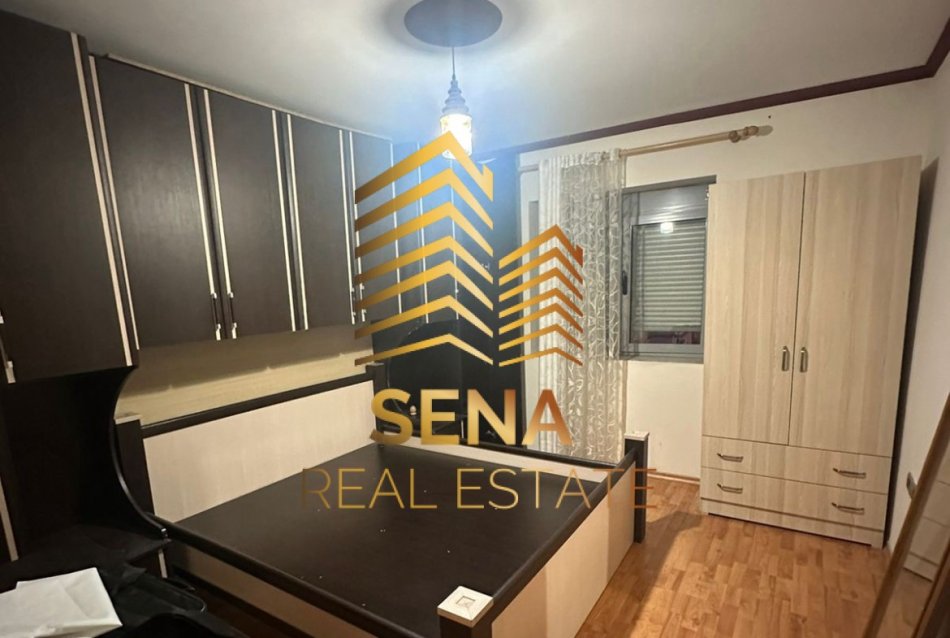 Tirane, shitet apartament 1+1 Kati 2, 45 m² 65.000 € (Rruga Sadrik Petrela)