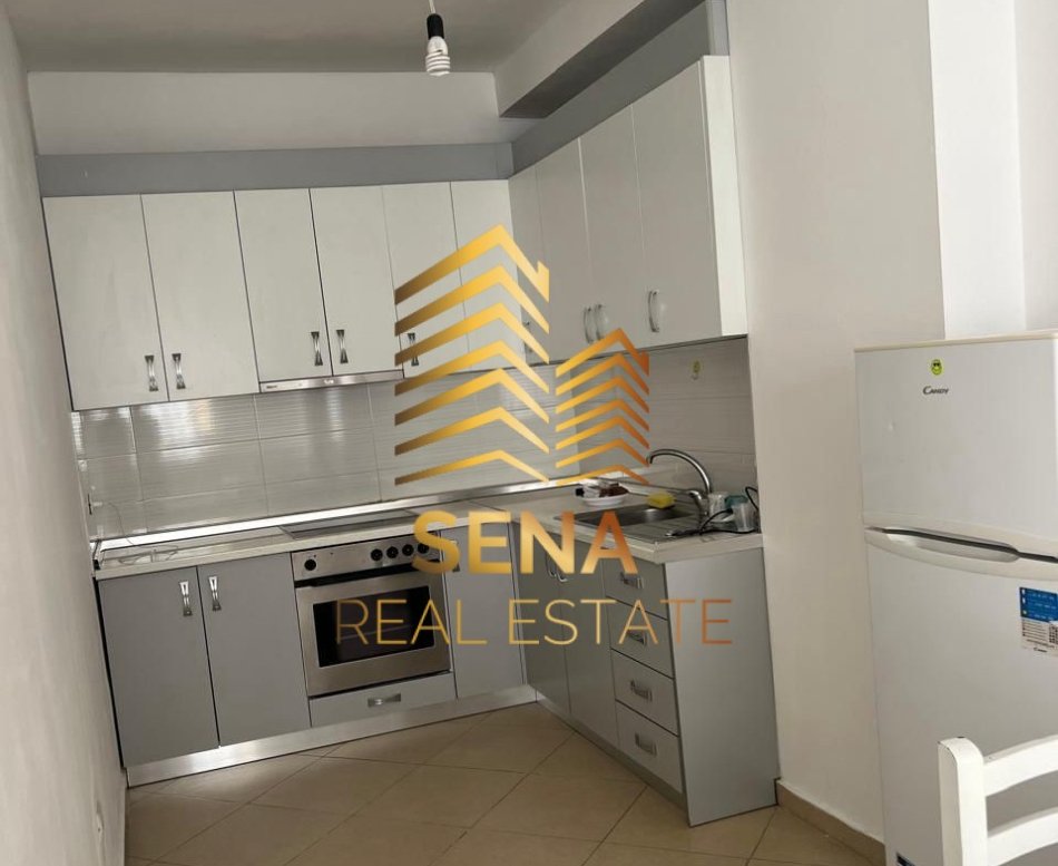 Tirane, jepet me qera apartament 1+1 Kati 6, 72 m² 400 € (Rruga Teodor Keko)