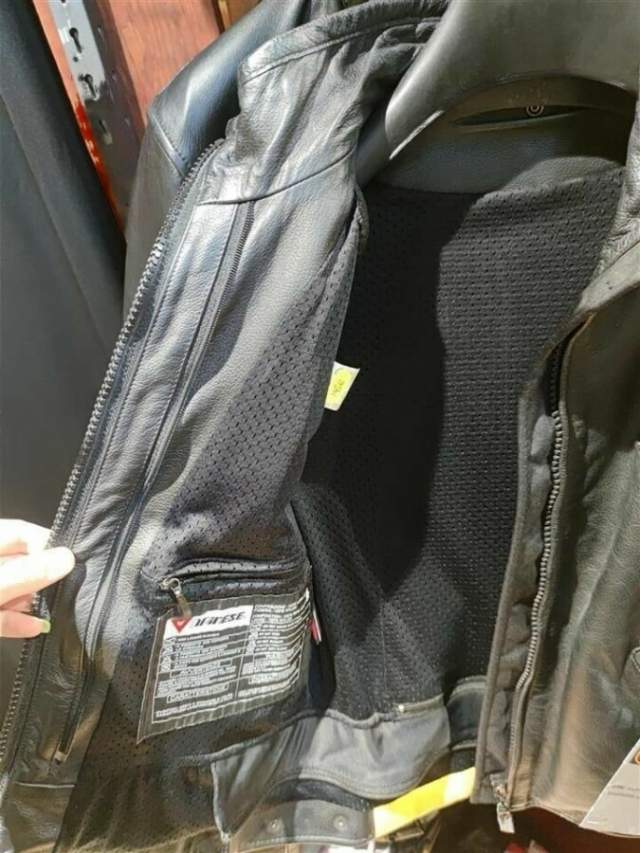 Durres, shes Xhup lekure Dainese masa 40 ne oferte 100 Euro
