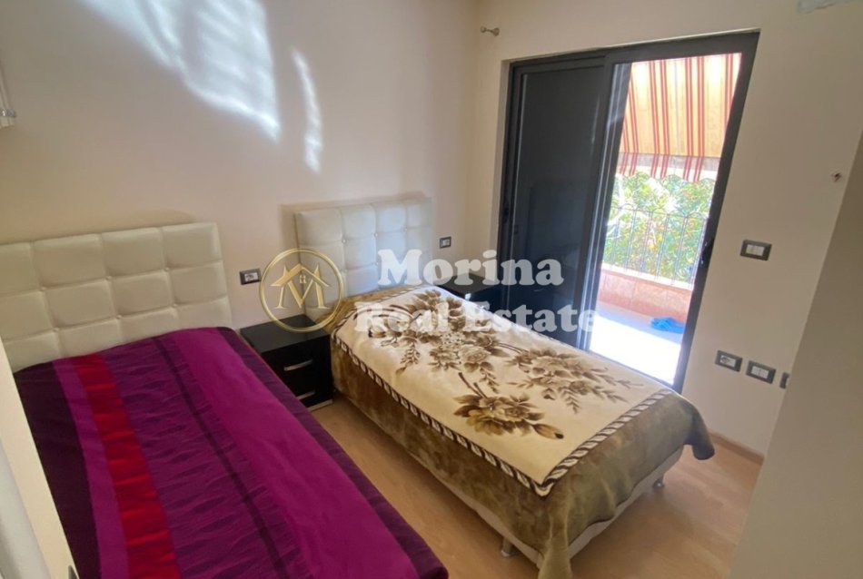 Tirane, jepet me qera apartament 2+1 Kati 3, 90 m² 600 € (Xhamllik)