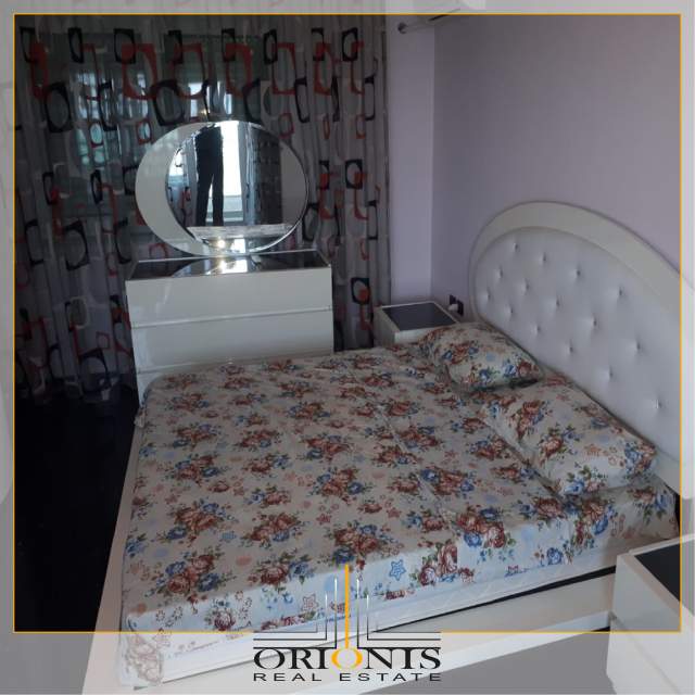 Durres, jepet me qera apartament 3+1+A+BLK Kati 5, 130 m² 700 Euro (Currila)