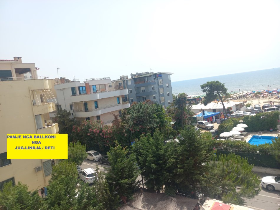 Durres-Plazh,Okazion, Shhitet apartament cilësor, tip 1+1 me ballkon, kat 4, pallat ri 5-kate, sip.54m², Cmimi 63.000 €, tek Plazhi i Shkëmbit Kavajës, linja dytë nga deti, 50m nga bregu, pranë Hotel Besani, 5-minuta autovetur (4 km) nga/Ura e Dajlanit, fillimi i Plazhit Durresit..
