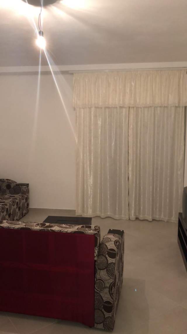 Vlore, jap me qera apartament ne plazh Kati 3, 67 m² 30 Euro/Nata (LUNGOMARE)