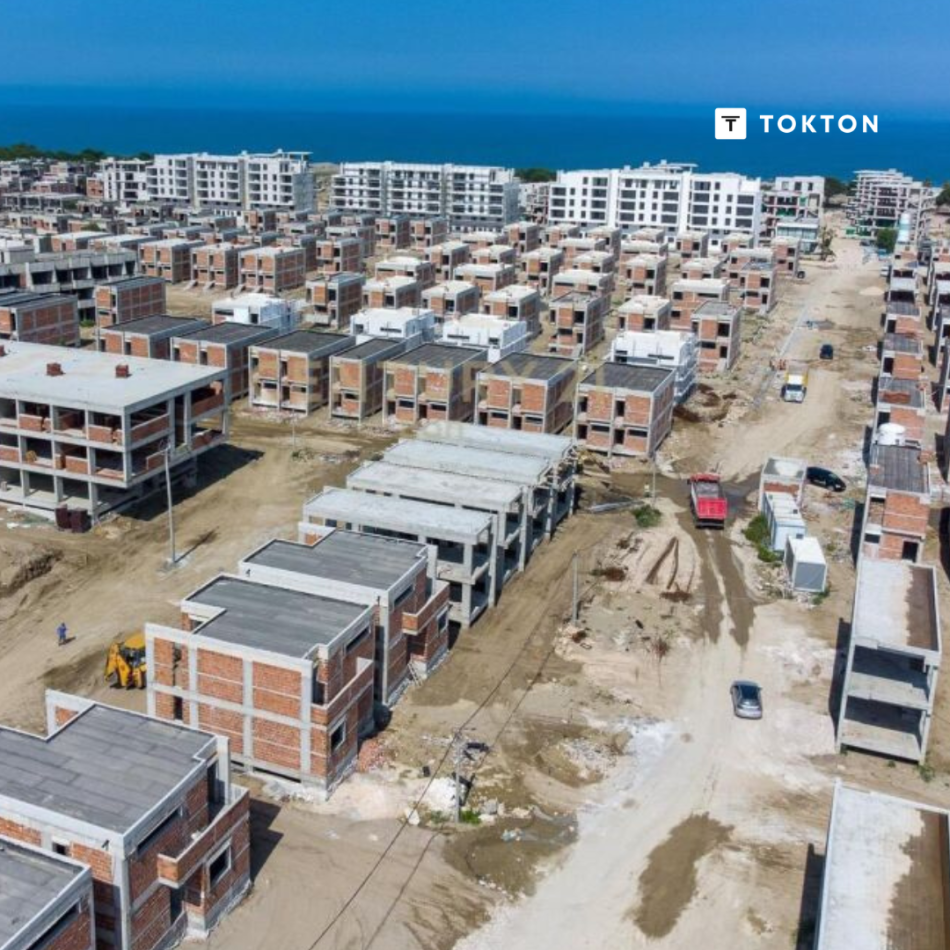 Durres, shitet Vile 3+1+Ballkon Kati 3, 443 m² 620.000 € (Hamallaj Gjiri i Lalëzit Durres)