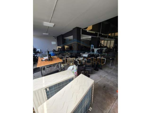 Tirane, jepet me qera ambjent biznesi Kati 0, 360 m² 3.000 Euro (Pazari i Ri)