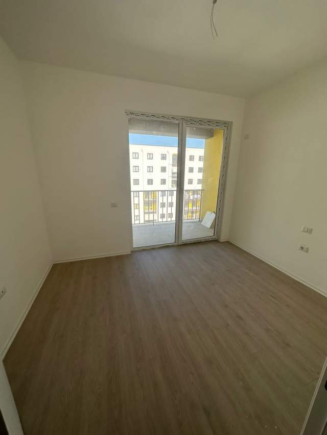 Tirane, shitet apartament Kati 7, 99 m² 120 000Euro (Tre Deshmoret) YZBERISHT