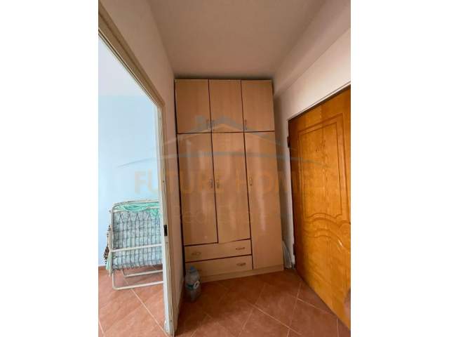 Durres, jepet me qera apartament Kati 4, 53 m² 250 Euro (Rruga Taulantia)