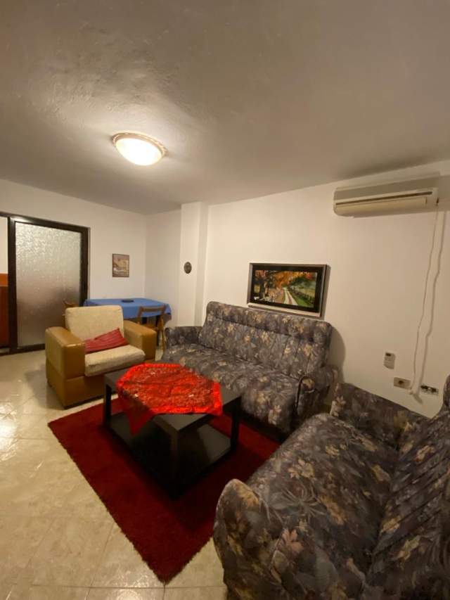 Tirane, jepet me qera apartament Kati 0, 96 m² 400 Euro (Rruga e Durresit)