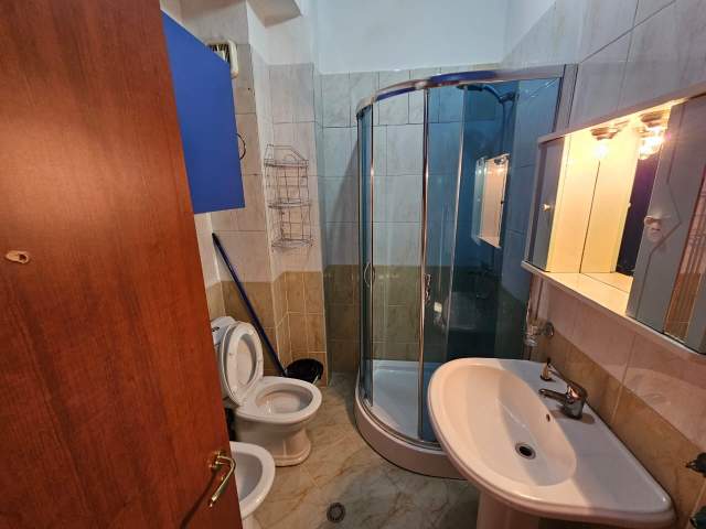 Tirane, shitet apartament Kati 5, 69 m² 75.000 Euro (Misto Mame)