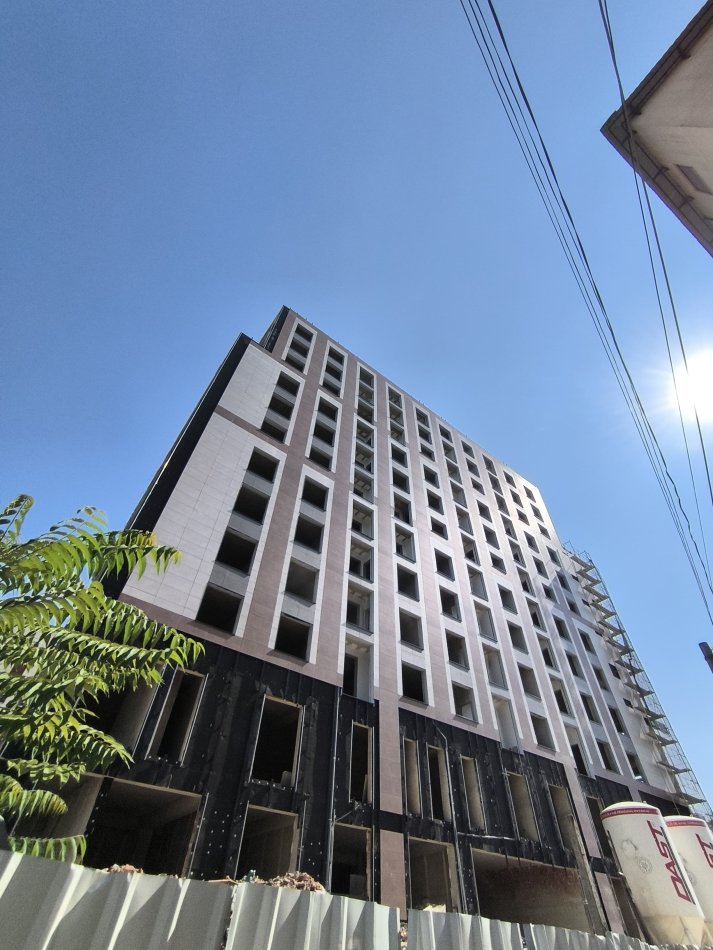Tirane, shitet apartament 1+1+Ballkon Kati 2, 63 m² 94.000 € (Rruga Benjamin Kruta)
