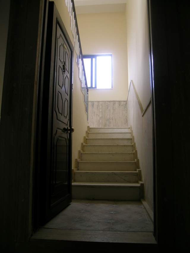 Durres, shes apartament  55 m² me Tarracë 452 m2