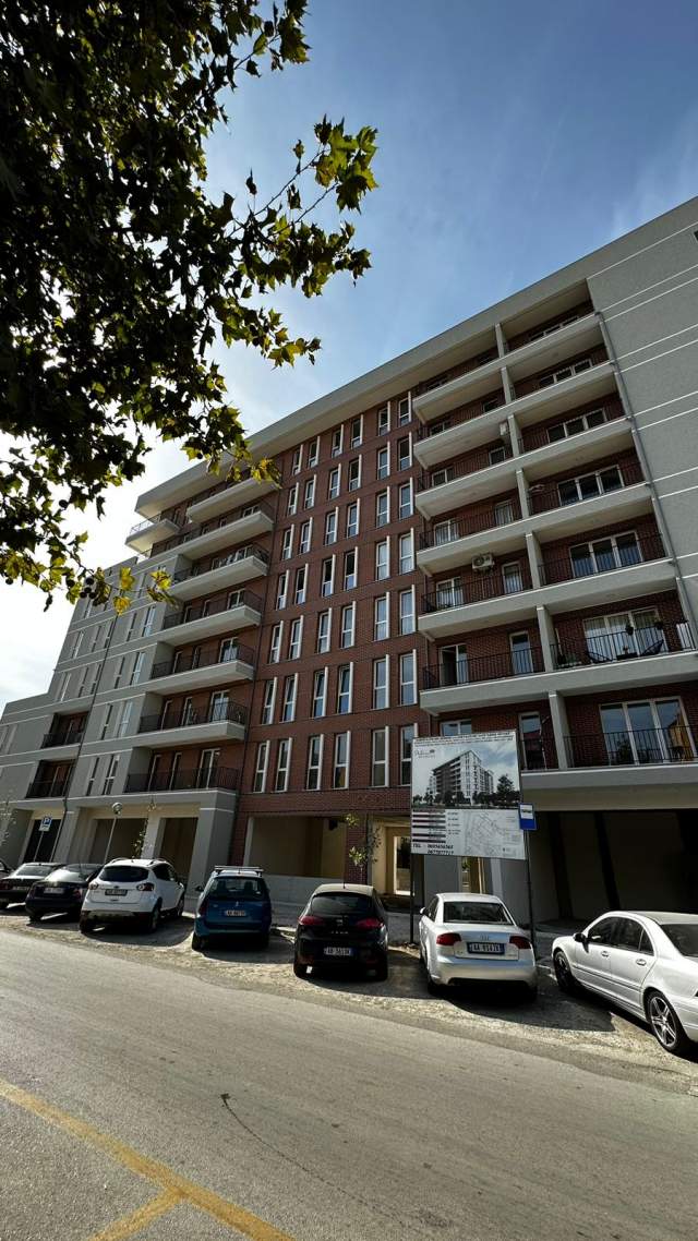 Tirane, shitet garazh 32.000 Euro (Fusha Aviacionit)