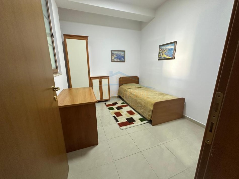 0683487469  Tirane, jepet me qera apartament 2+1+Ballkon Kati 3, 71 m² 700 € (Prane PRESIDENCES)