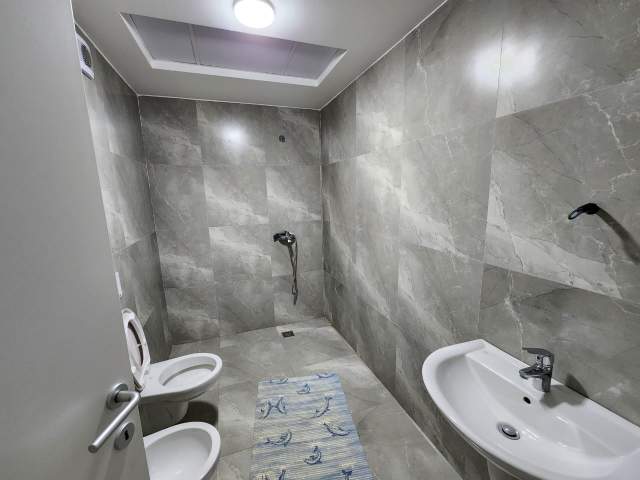 Tirane, jepet me qera apartament 2+1+BLK Kati 5, 106 m² 600 Euro (Don Bosko)