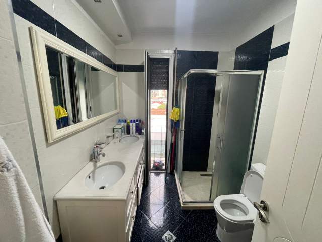 Tirane, jepet me qera apartament 2+1+BLK Kati 4, 104 m² 550 Euro (Don Bosko)