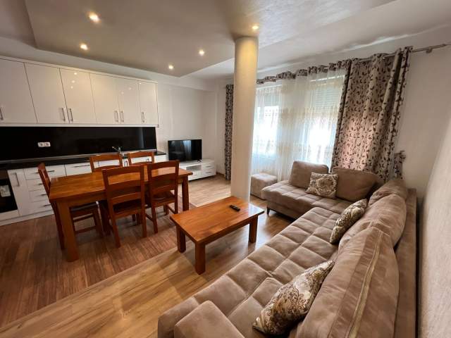 Tirane, jepet me qera apartament 2+1+BLK Kati 3, 100 m² 400 Euro (5 maji)