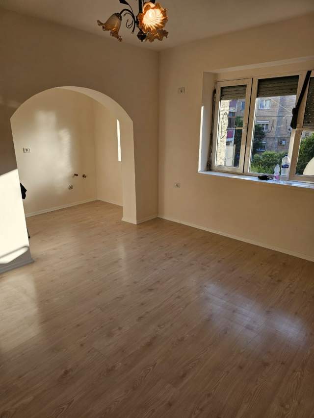 ofert apartament 1+1 Kati 3, 55 m² 85.000 Euro (Rr. “Haxhi Hysen Dalliu")
