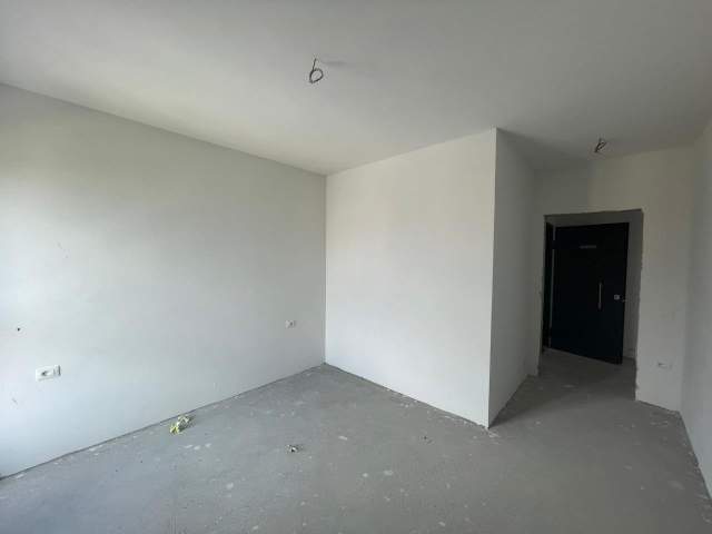 Tirane, shitet apartament 2+1+BLK Kati 5, 101 m² 157.000 Euro (materniteti i ri)