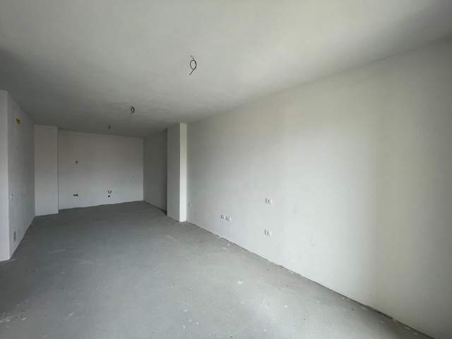 Tirane, shitet apartament 2+1+BLK Kati 5, 101 m² 157.000 Euro (materniteti i ri)