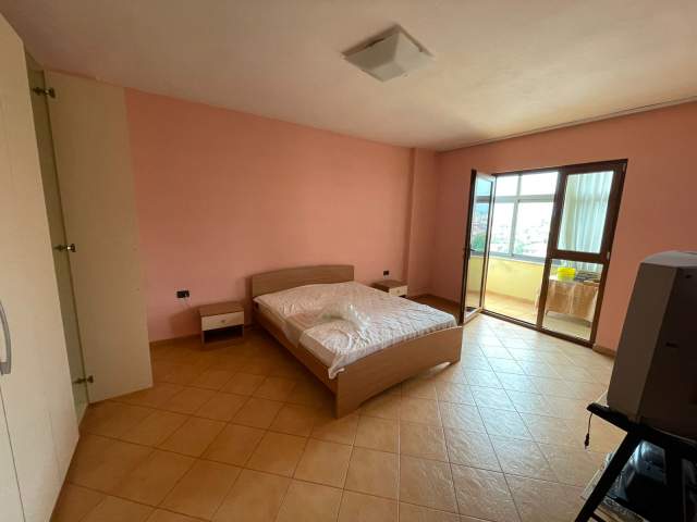 Tirane,  apartament 2+1+BLK Kati 5, 120 m² 120.000 Euro (Laprakë)