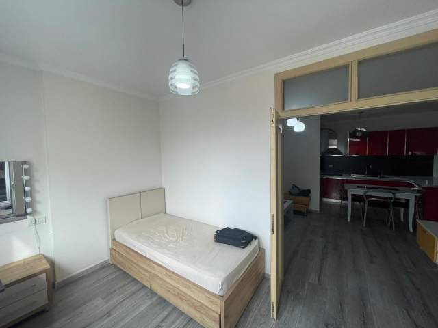 Tirane, jepet me qera apartament 2+1+BLK Kati 7, 100 m² 450 Euro (21 Dhjetori)
