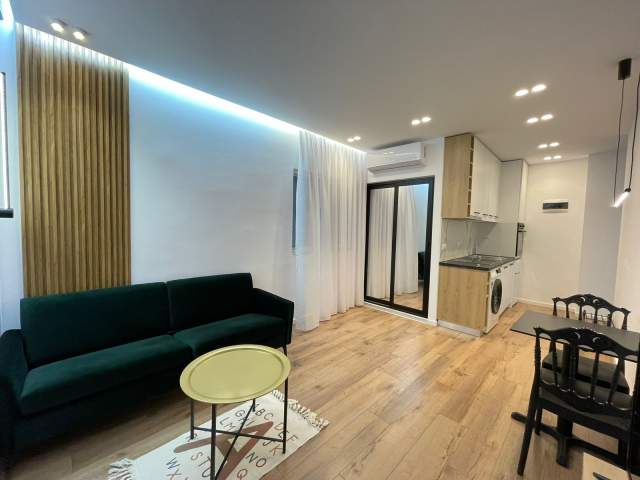 Tirane, shitet apartament 1+1 Kati 1, 49 m² 130.000 Euro (shallvaret)