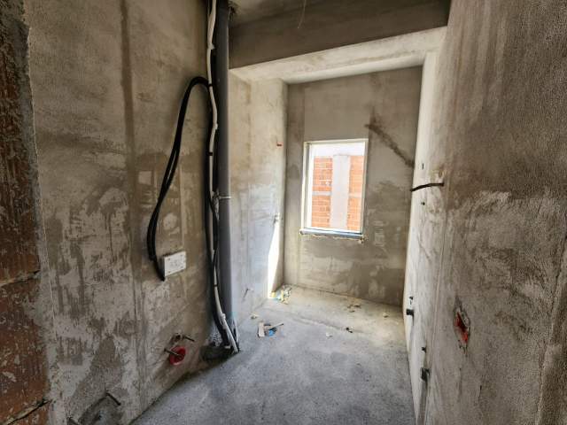 Durres, shitet Vile 3+1+BLK 303 m²  (Gjiri I Lalzit)