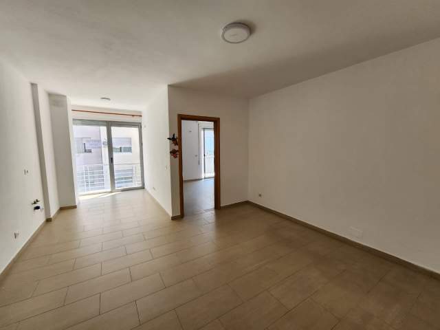 Tirane, jepet me qera apartament 1+1+BLK Kati 2, 73 m² 500 Euro (Don Bosko)