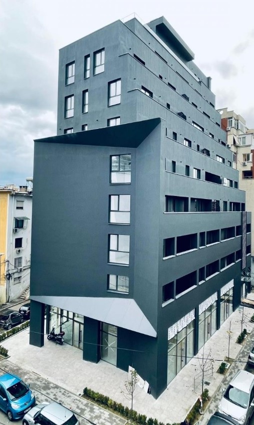 Tirane, shitet apartament 2+1+Ballkon Kati 3, 146 m² 308.826 € (Mine Peza)