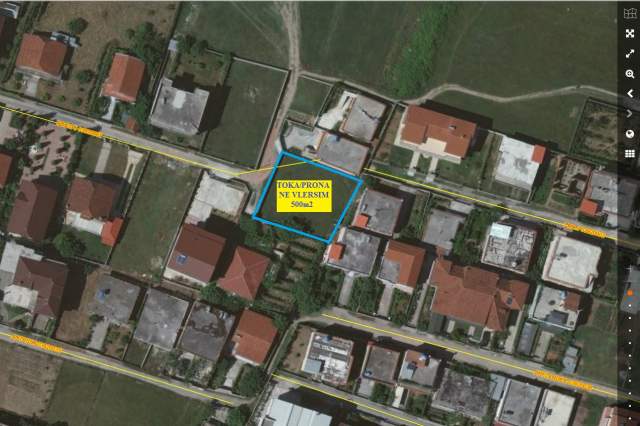 Shitet, Siperfaqe Trualli, ideale për 1-Vilë ose kapanon shërbimesh, 500m², Cmim 55'000€, në të djathtë Autostradës Tiranë-Durrës, rruga dytësore, me kthim tek Skoda & Porsche Albania 5