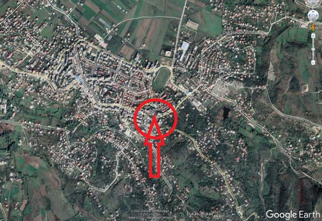 Fier, Shitet Truall 782 m² dhe Ndertese 3 kate 1,219 m², 35.930.240 Leke