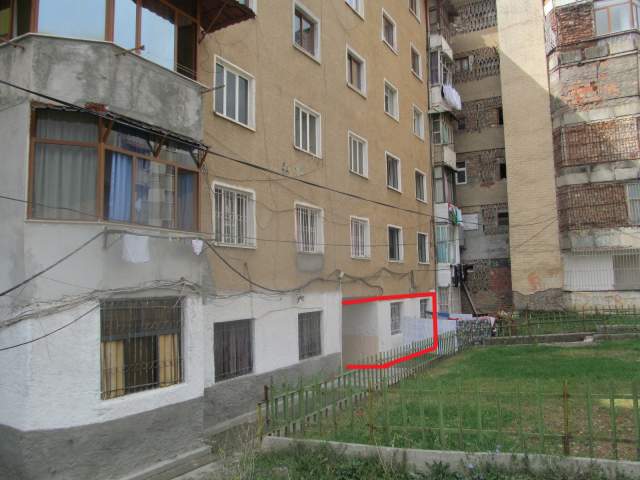 shitet Apartament 66 m² , 1.360.000 Leke (Lagja Vehbi Dibra, Peshkopi)