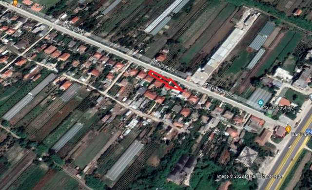 Lushnje, Shitet Truall 361 m² dhe Ndertese 104.3 m², 6,300,000 Leke